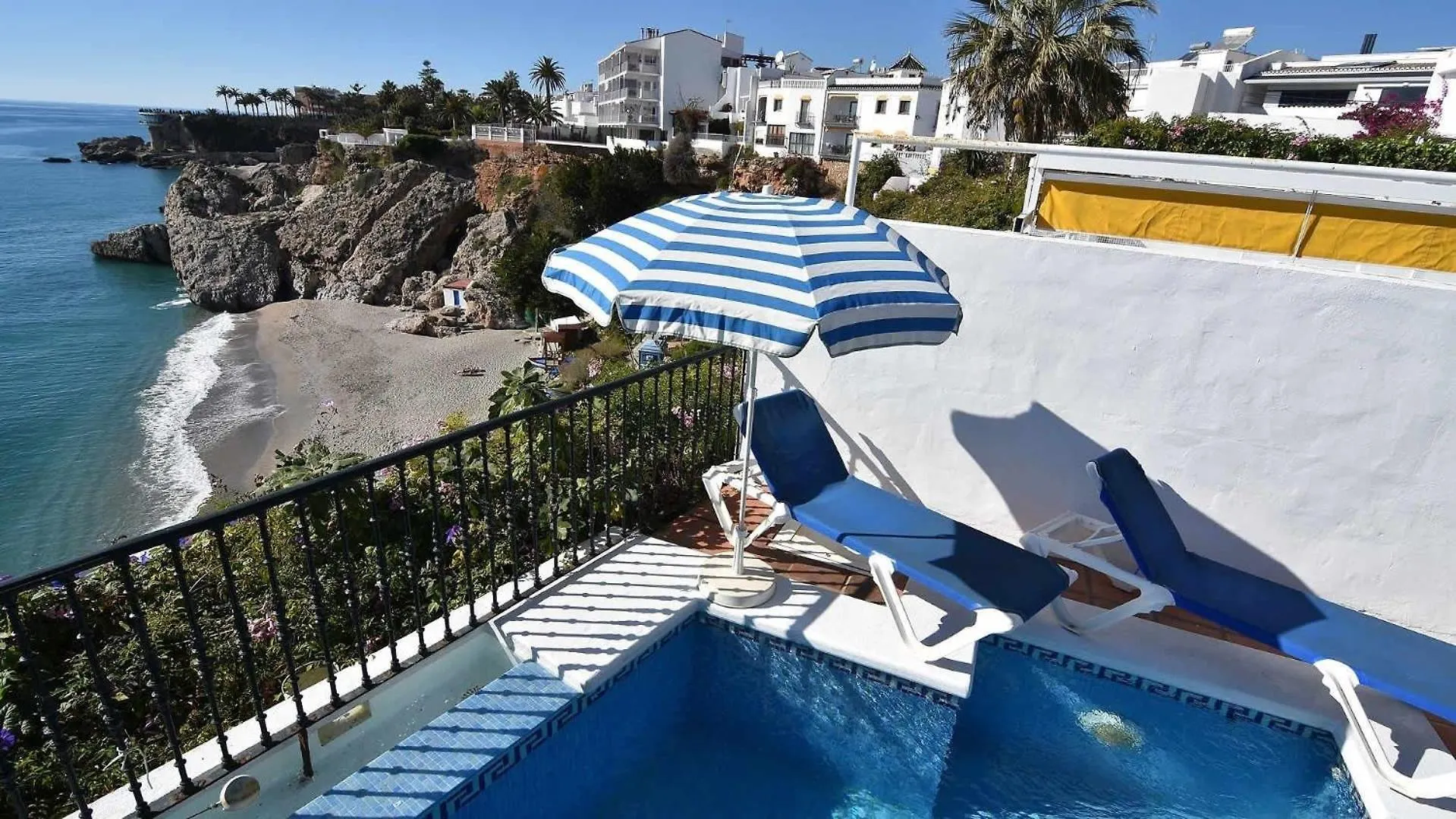 Ferienhaus Mit Privatpool Fuer 6 Personen Ca 106 Qm In Nerja, Andalusien Costa Del Sol Holiday home Nerja