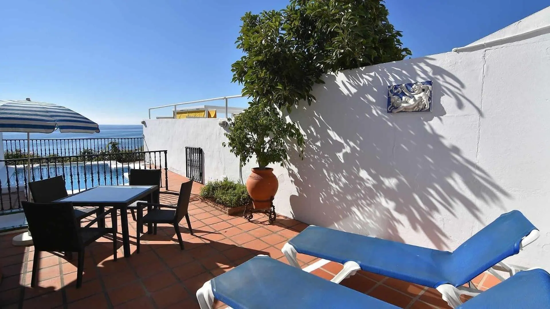 Ferienhaus Mit Privatpool Fuer 6 Personen Ca 106 Qm In Nerja, Andalusien Costa Del Sol Испания